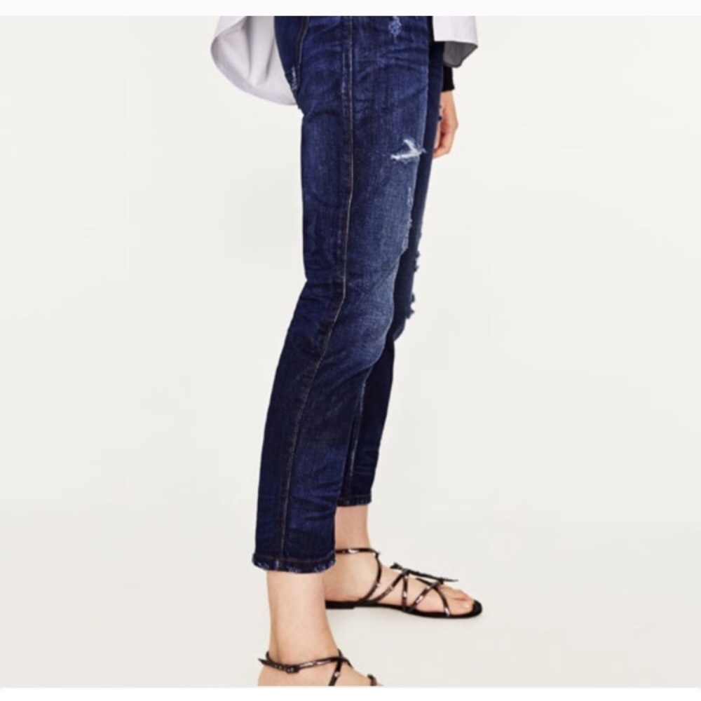 Relaxed Fit Jeans 👖ZARA 👖Size 24